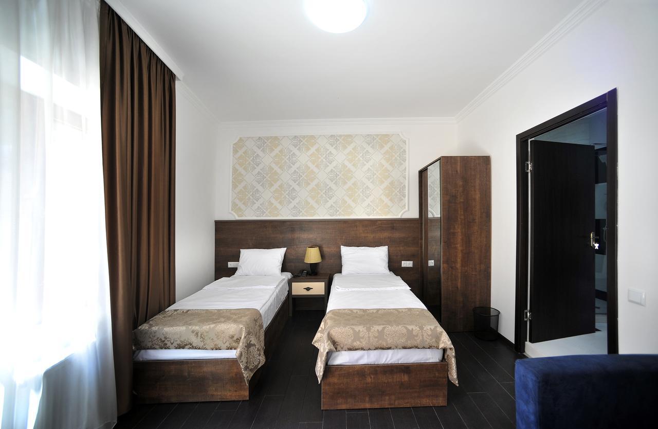 Rk City Hotel Тбілісі Екстер'єр фото